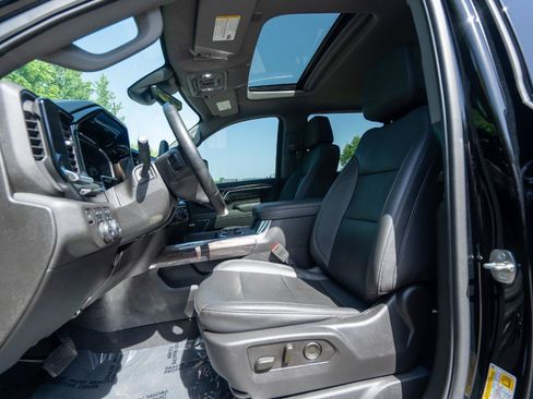Used 2024 Chevrolet Silverado 2500 LTZ w/ LTZ Plus Package AWD/4WD image 9