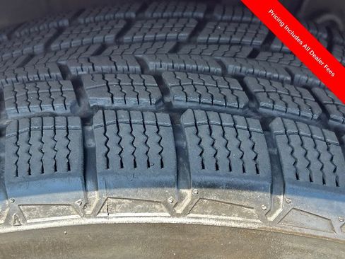 Used 2016 Toyota RAV4 XLE FWD image 25