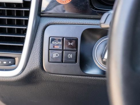 Used 2019 Porsche Cayenne AWD/4WD image 21