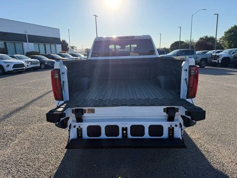 New 2026 GMC Sierra 3500 Denali w/ Denali Reserve Package image 7