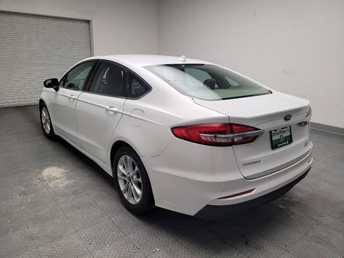Used 2019 Ford Fusion SE image 5