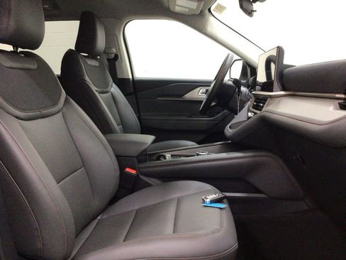 New 2026 Ford Explorer Active image 36