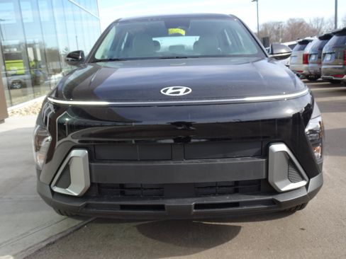 New 2026 Hyundai Kona SE AWD/4WD image 7
