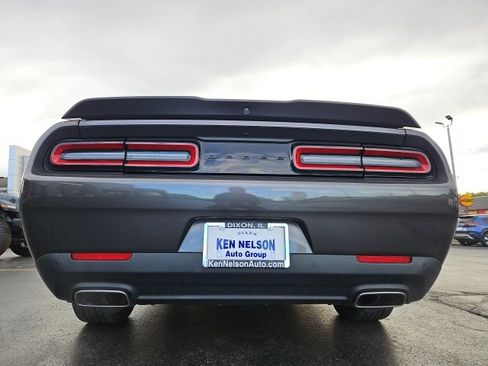 Used 2021 Dodge Challenger GT w/ Plus Package image 12