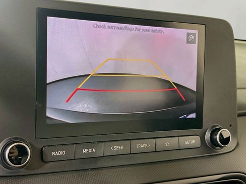 Used 2023 Hyundai Kona SE AWD/4WD image 13