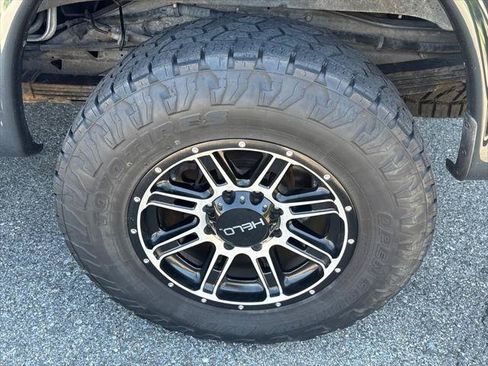 Used 2017 Chevrolet Express 3500 LT w/ LT Preferred Equipment Group RWD image 8