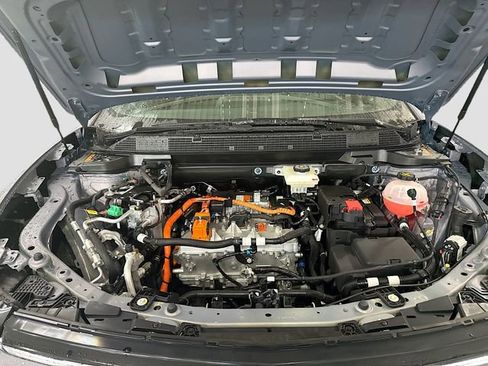 New 2026 Chevrolet Equinox EV LT FWD image 30