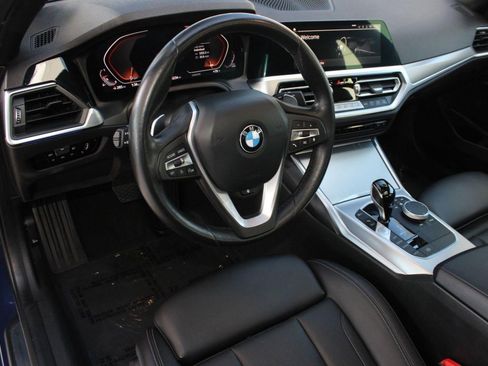 Used 2022 BMW 330i xDrive 330i xDrive image 4