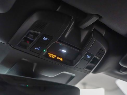 Certified 2025 Porsche 911 Carrera image 25