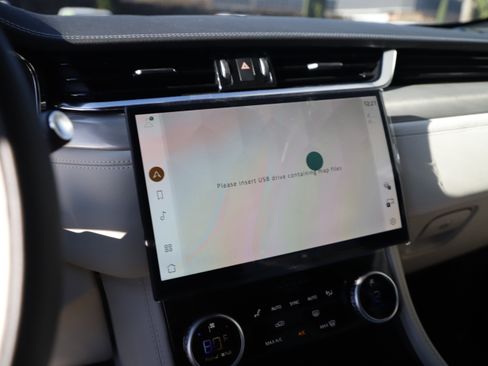 New 2026 Jaguar F-PACE R-Dynamic S AWD/4WD image 27