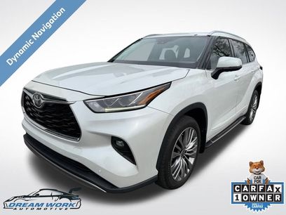 Used 2022 Toyota Highlander Platinum
