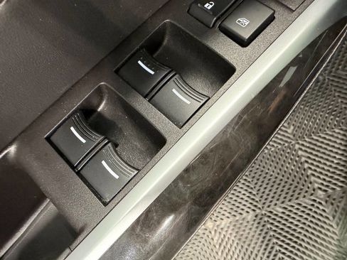 Used 2018 Acura TLX V6 SH-AWD image 18