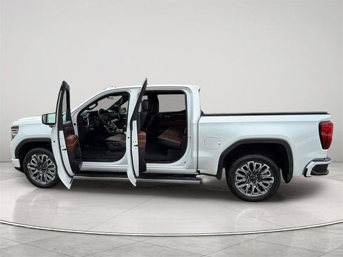 Used 2023 GMC Sierra 1500 Denali Ultimate image 23