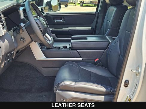 Used 2024 Toyota Tundra Platinum AWD/4WD image 11
