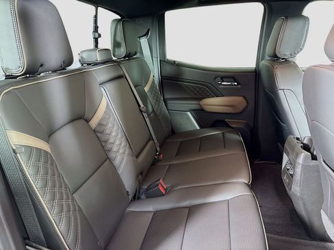 New 2026 GMC Canyon Denali image 29