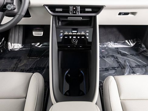 New 2025 Porsche Macan Turbo Electric image 26