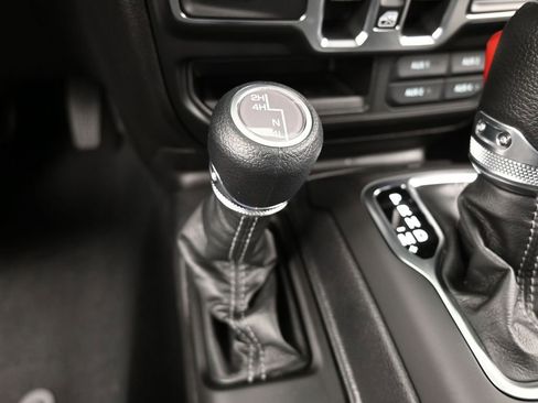 New 2026 Jeep Gladiator Sport image 20