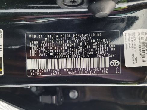 Used 2022 Toyota Corolla LE FWD image 33