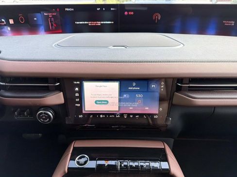 New 2026 Lincoln Navigator Reserve AWD/4WD image 29