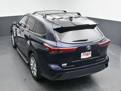 Used 2022 Toyota Highlander Limited image 33