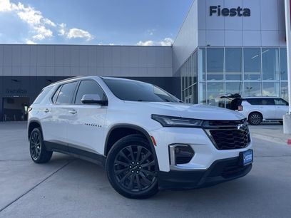 Used 2022 Chevrolet Traverse RS w/ LPO, Floor Liner Package