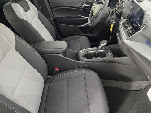 New 2026 Chevrolet Trax LS w/ Driver Confidence Package FWD image 16