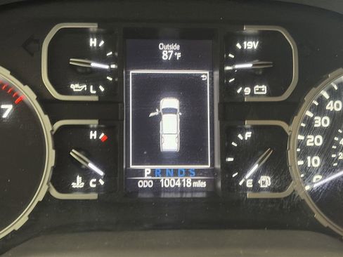 Used 2021 Toyota Tundra TRD Pro AWD/4WD image 14