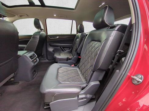 Used 2024 Volkswagen Atlas SEL Premium R-Line AWD/4WD image 22