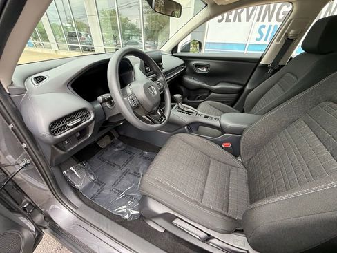Used 2025 Honda HR-V LX image 11