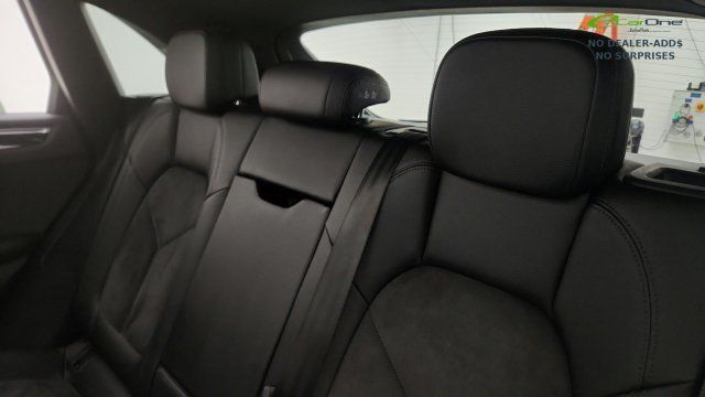 Used 2019 Porsche Macan AWD/4WD image 57