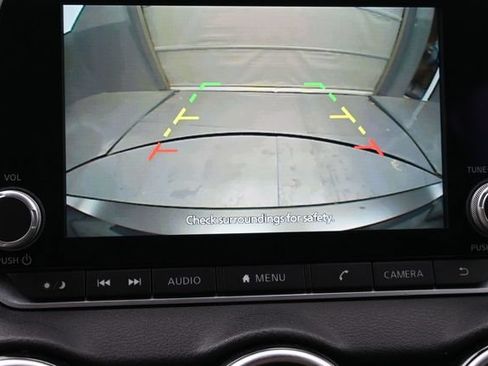 Used 2024 Nissan Sentra SV FWD image 20