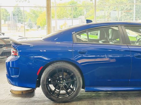 Used 2022 Dodge Charger Scat Pack w/ Dynamics Package RWD image 7