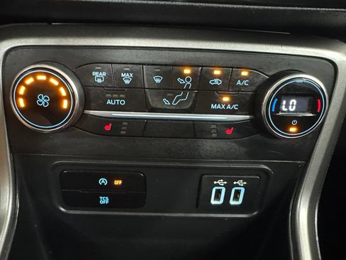 Used 2019 Ford EcoSport SE w/ SE Convenience Package AWD/4WD image 28