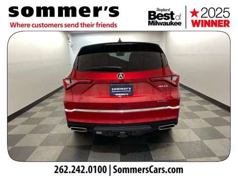 Used 2023 Acura MDX SH-AWD w/ Technology Package image 4