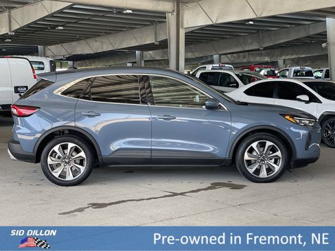 Used 2024 Ford Escape Platinum image 12