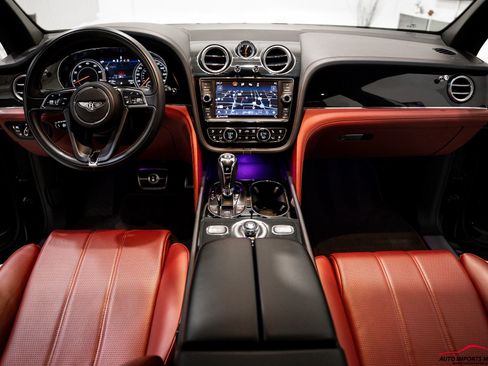 Used 2018 Bentley Bentayga image 62