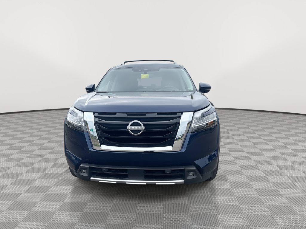 Certified 2024 Nissan Pathfinder Platinum AWD/4WD image 5