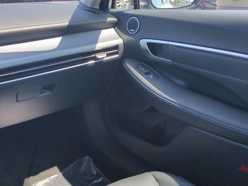 New 2026 Hyundai Sonata Limited FWD image 18