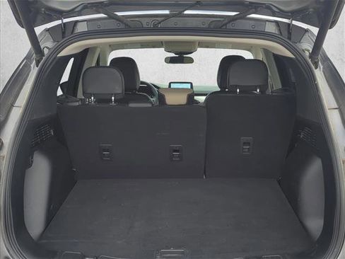 Used 2022 Ford Escape SEL image 6