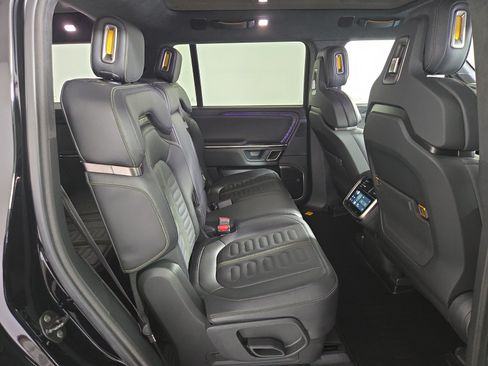 Used 2024 Rivian R1S Adventure AWD/4WD image 23
