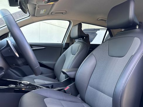 Used 2023 Kia Niro Wind FWD image 5