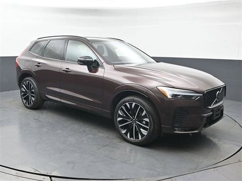 Used 2026 Volvo XC60 B5 Ultra w/ Protection Package Premier image 7