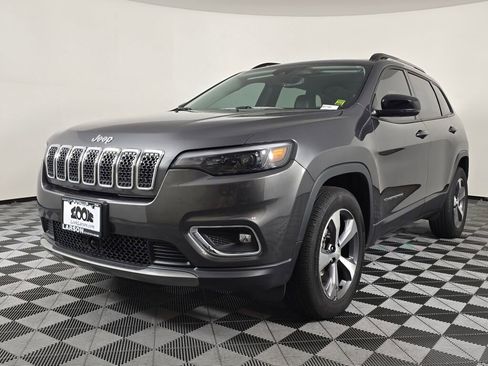 Used 2022 Jeep Cherokee Limited image 7