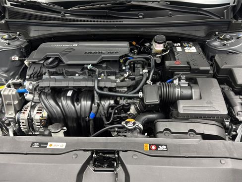 New 2026 Hyundai Elantra SE FWD image 22