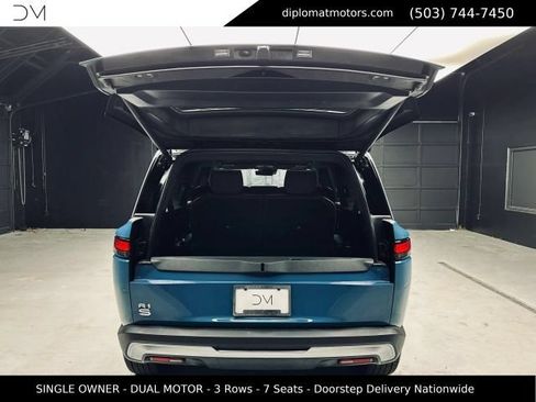 Used 2025 Rivian R1S Adventure AWD/4WD image 48