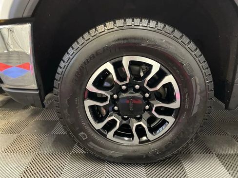 Used 2020 GMC Sierra 2500 SLE w/ SLE Convenience Package image 17