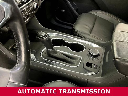 Used 2019 Chevrolet Traverse Premier w/ Redline Edition image 16