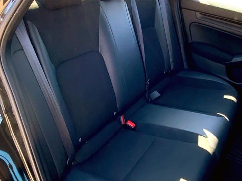 Used 2022 Honda Civic Sport image 18