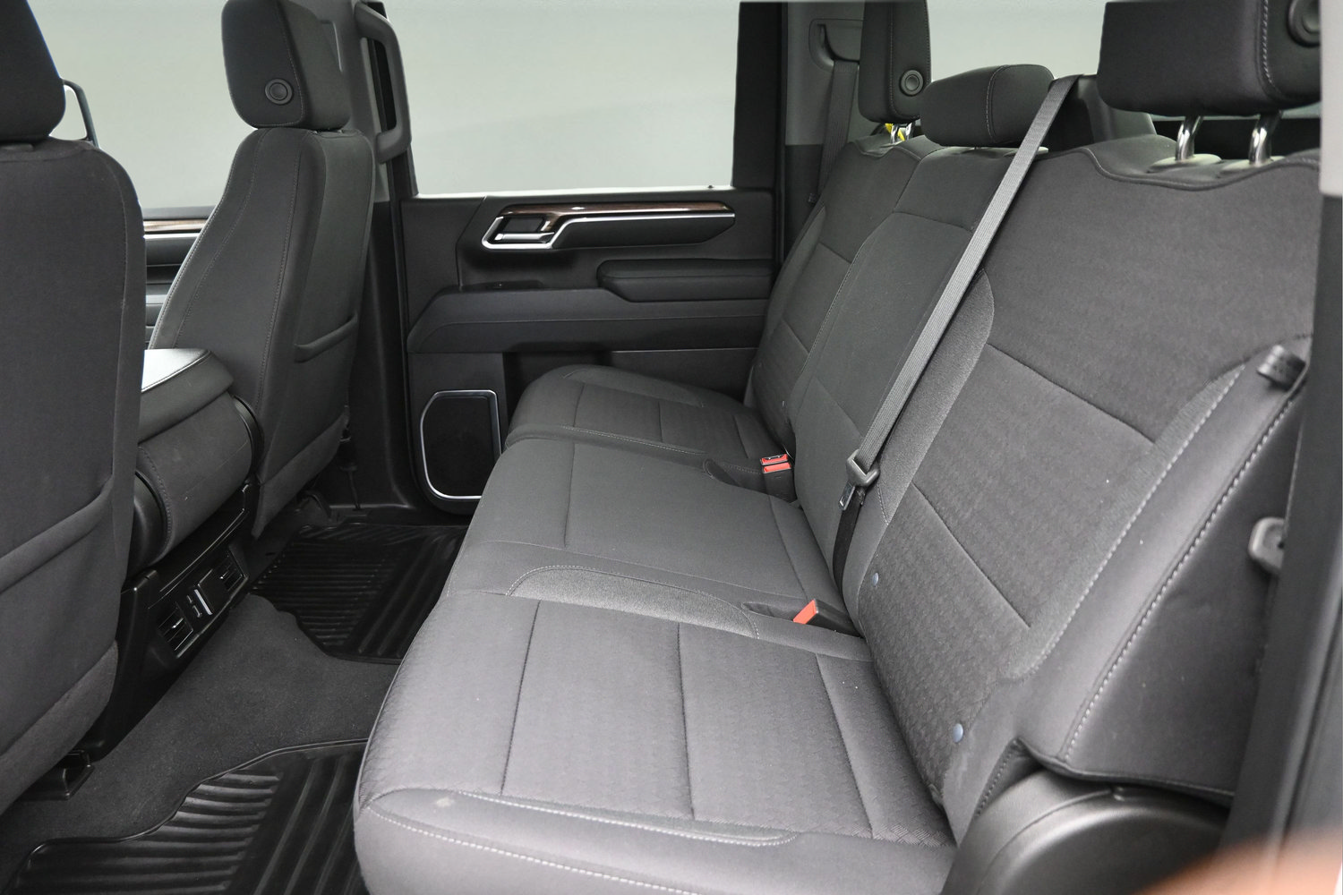 Used 2025 Chevrolet Silverado 2500 LT w/ Convenience Package AWD/4WD image 9