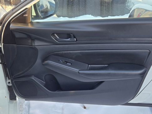 Used 2023 Nissan Altima 2.5 S image 5